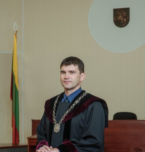 Ar gali tėvai prisiteisti išlaikymą iš savo vaikų?