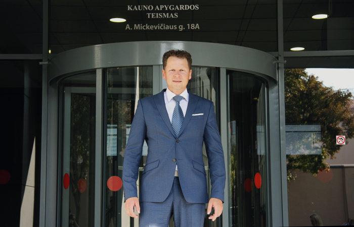 Teisėjas T. Romeika apie XXI a. besiskiriančias šeimas - Lietuvos teismai