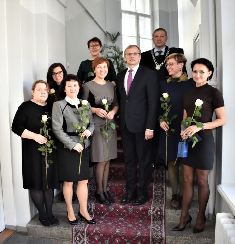 Teismai minėjo Tarptautinę sekretorių dieną 