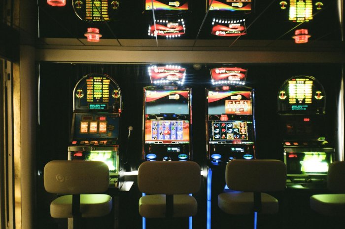 Teismas panaikino UAB „Olympic Casino Group Baltija“ Lošimų priežiūros tarnybos skirtą 25 000 eurų baudą